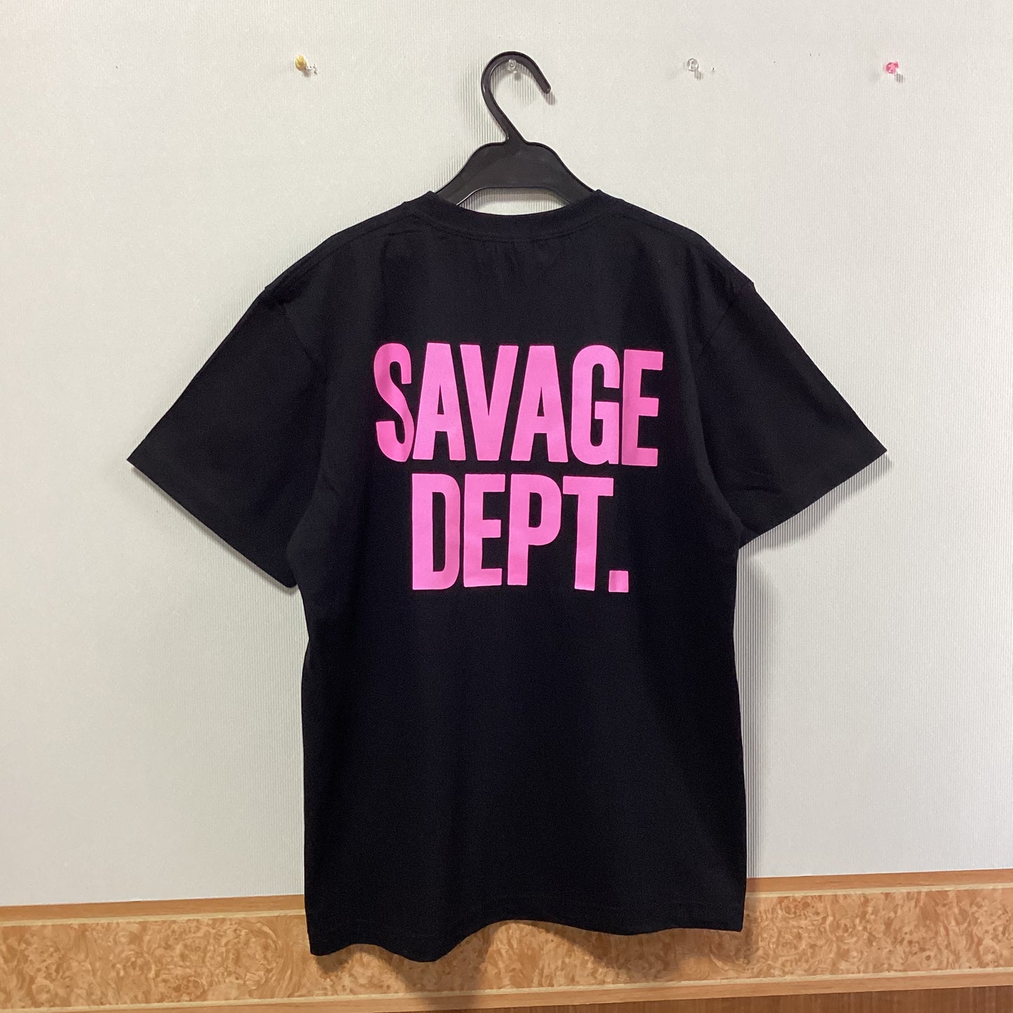 SUBMISSION 綿100%ロゴプリント半袖Tシャツ
