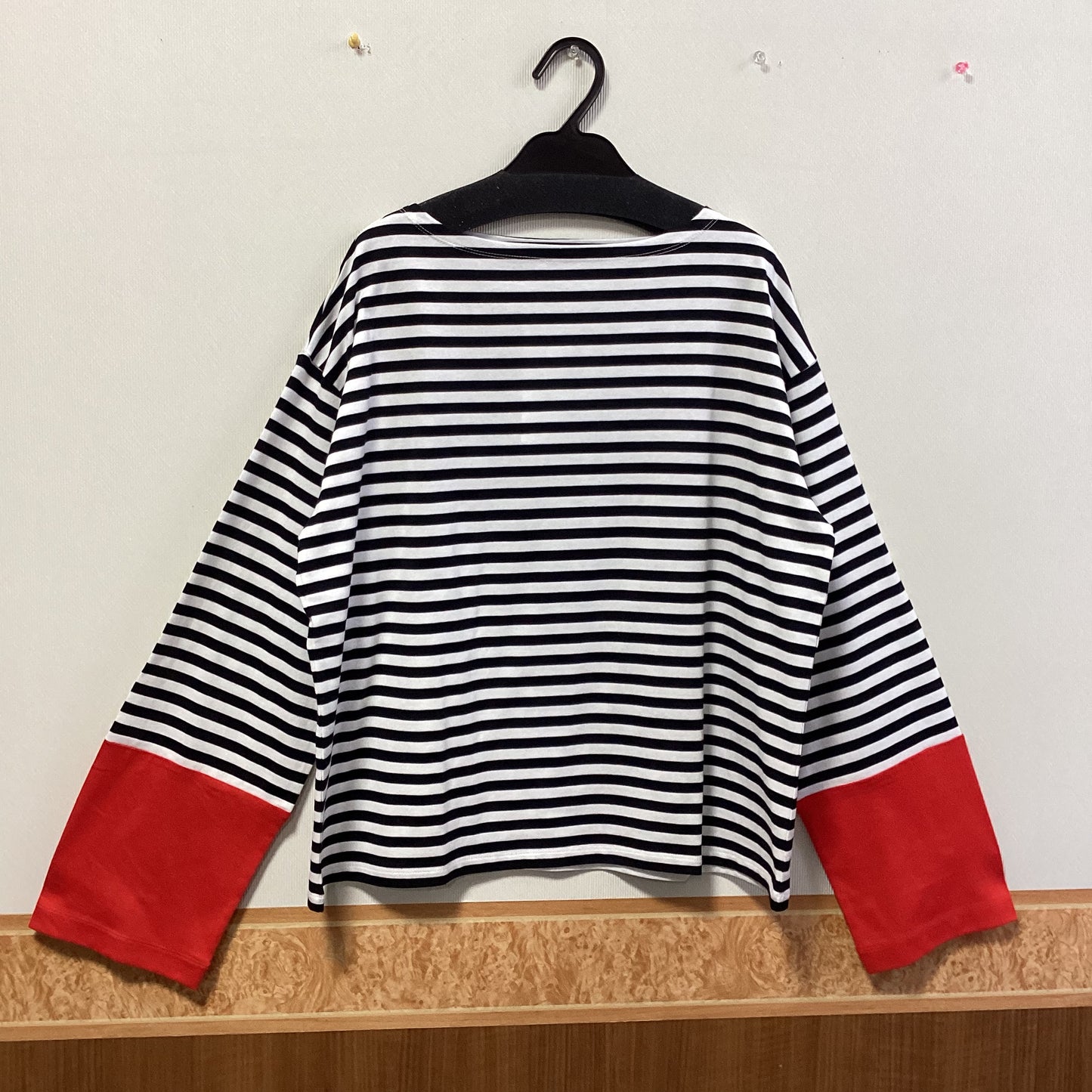 DIARIES 綿100%ボーダー長袖Tシャツ