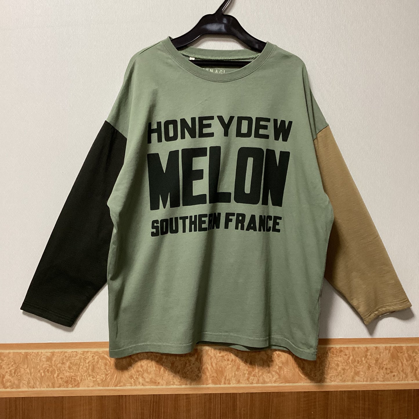 Lime.inc ロゴプリント長袖Tシャツ