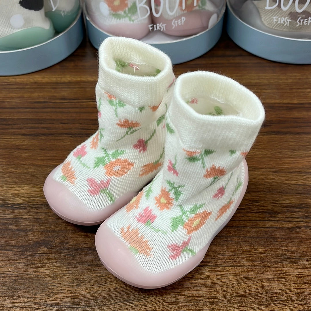 Ampersand SOCKSBOOTY