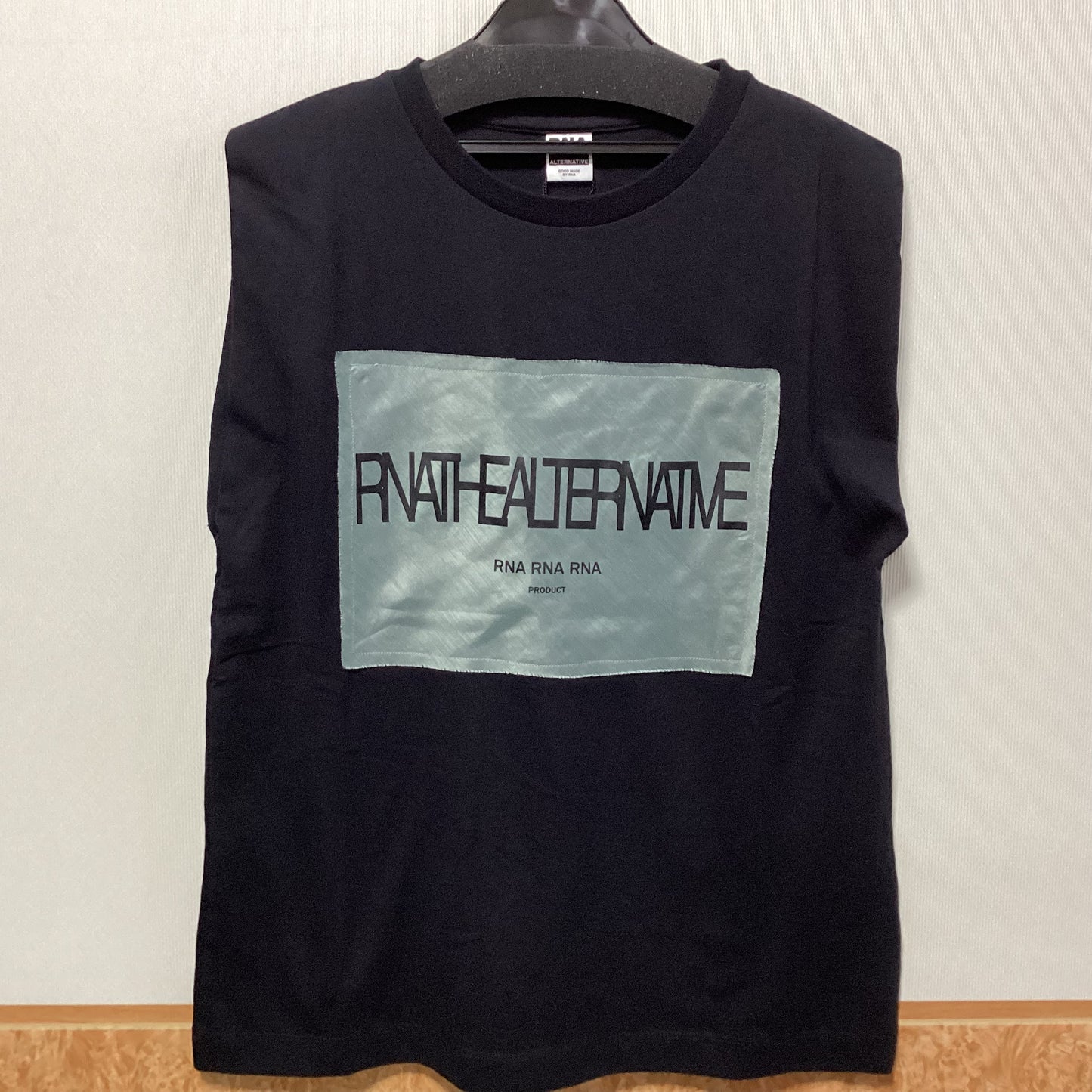 RNAMEDIA フレンチロゴプルオーバー