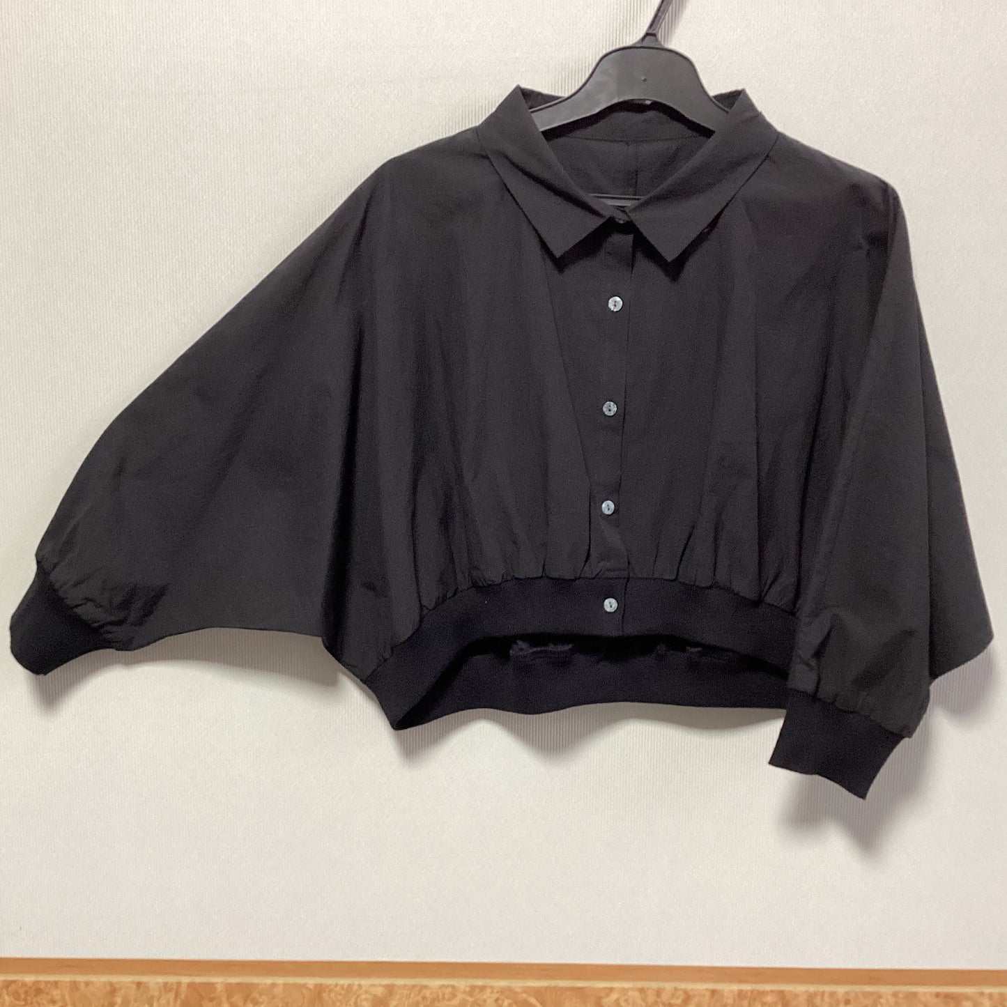 ATELIER SIX ショート丈ドルマンシャツジャケット