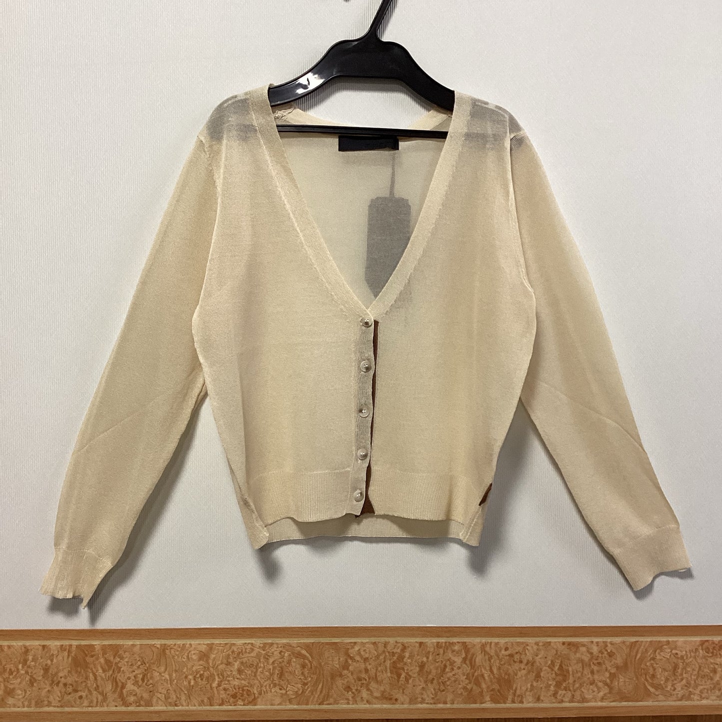 MICALLE MICALLE シアーVネックカーディガン