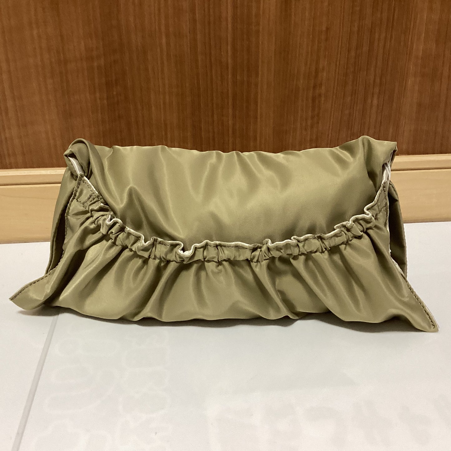 Medelu 2wayサテンフリルショルダーバッグ