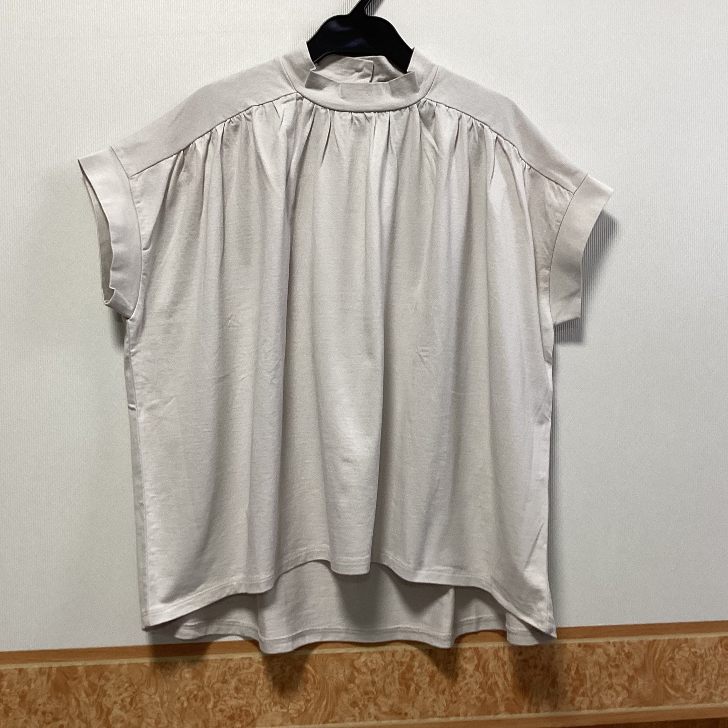 TANG ギャザー入りTシャツ