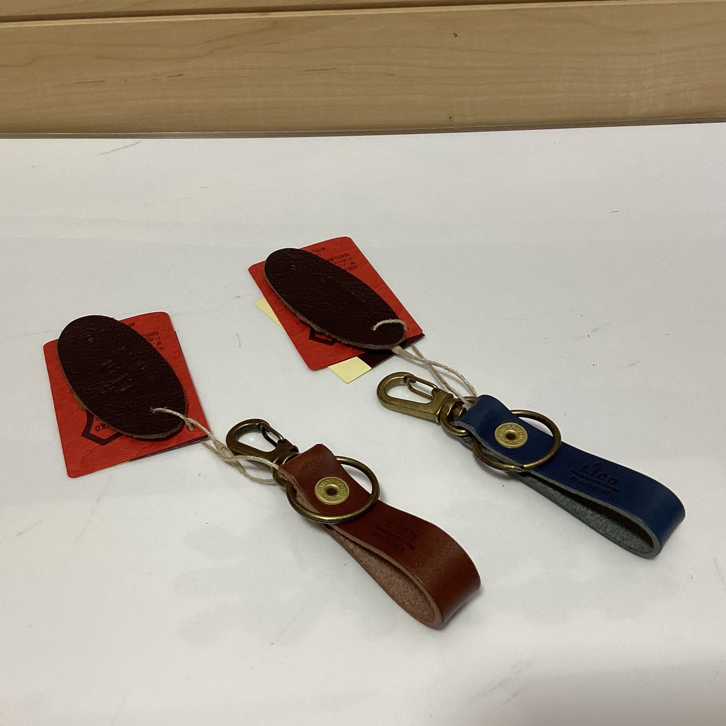Lien 日本製レザーキーホルダー