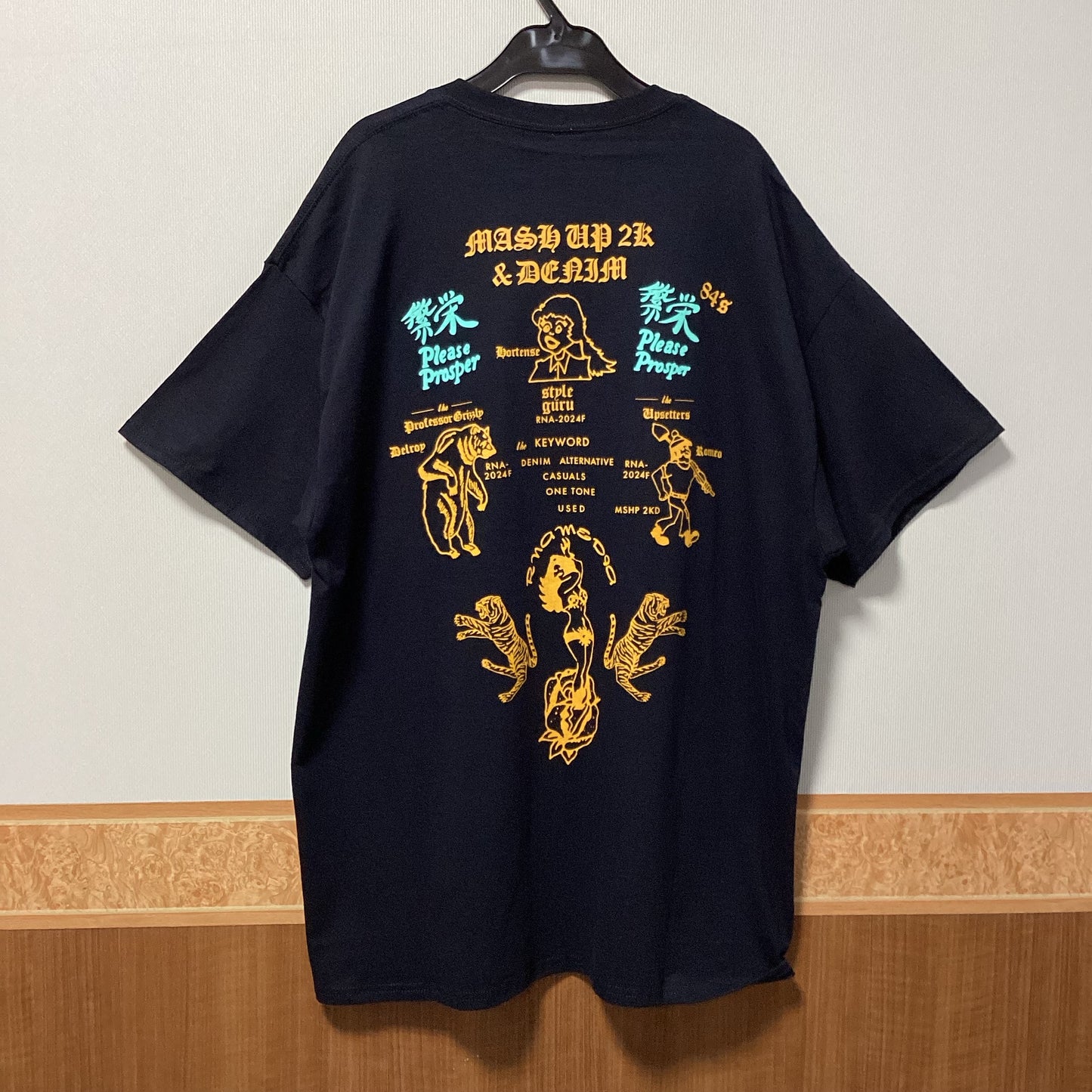 RNA 綿100%プリントチュニックTシャツ