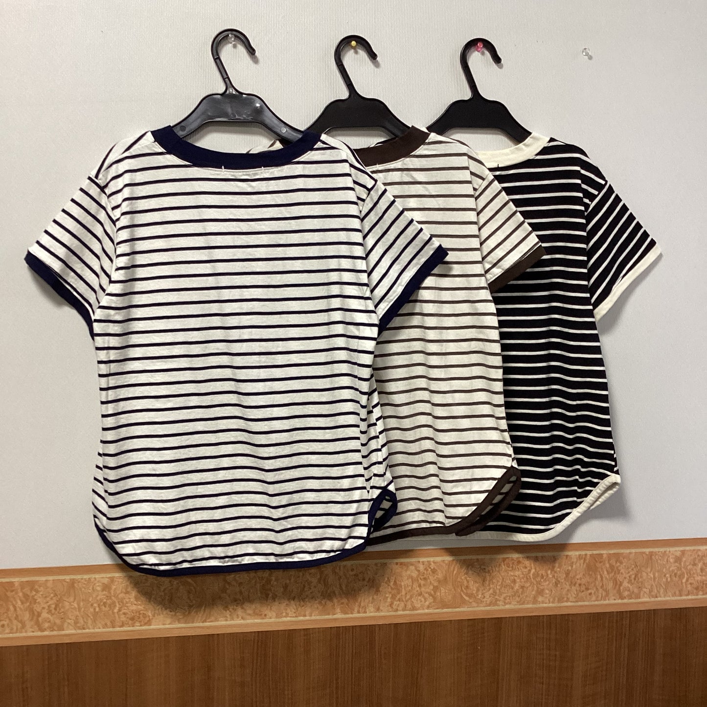 E.m.m.M 綿100%ボーダー柄半袖Tシャツ