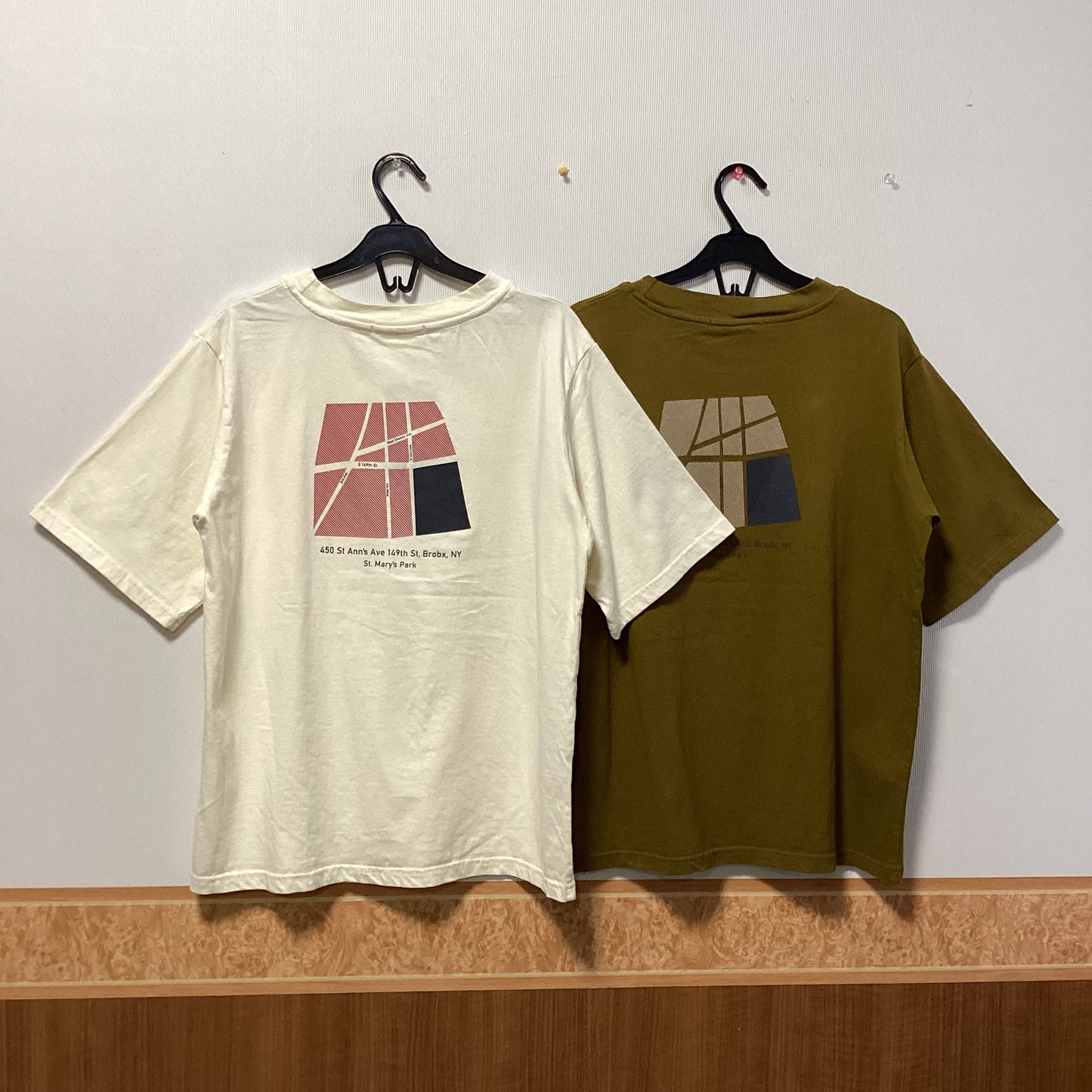 E.m.m.M 綿100%バックプリント五分袖Tシャツ