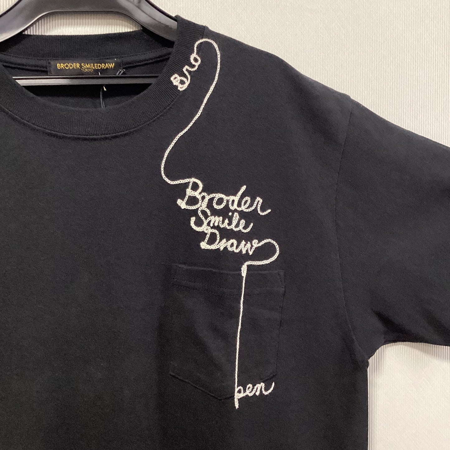 BRODER SMILEDRAW 綿100%刺繍Tシャツ