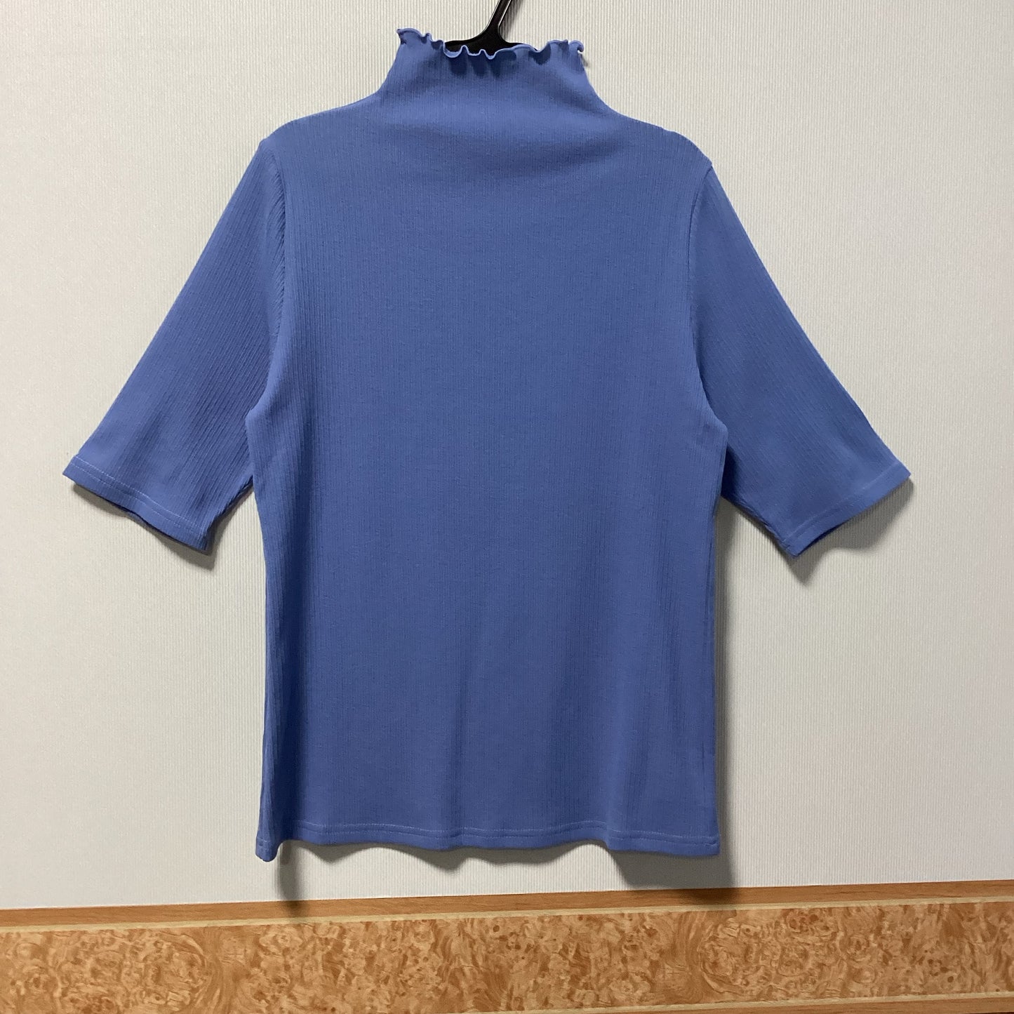 flux メロウボトルネックリブカットソー