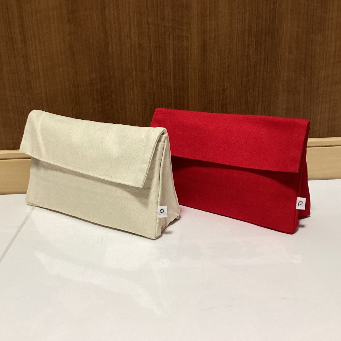 pouto 綿100%トライアンングルポーチ