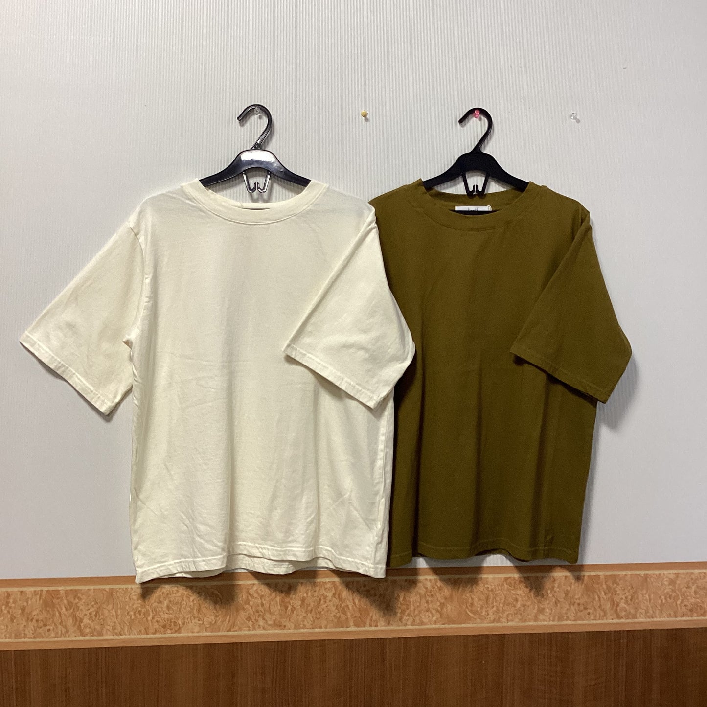 E.m.m.M 綿100%バックプリント五分袖Tシャツ