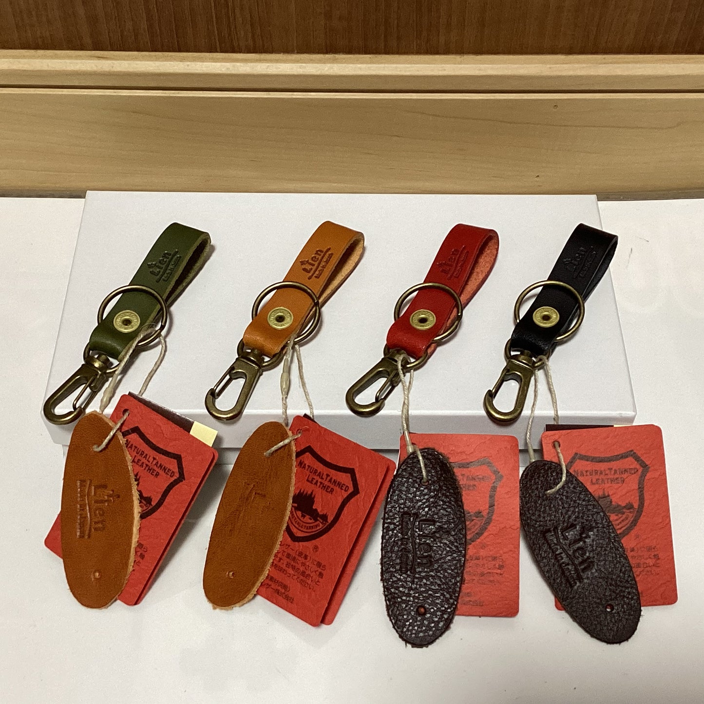 Lien 日本製レザーキーホルダー
