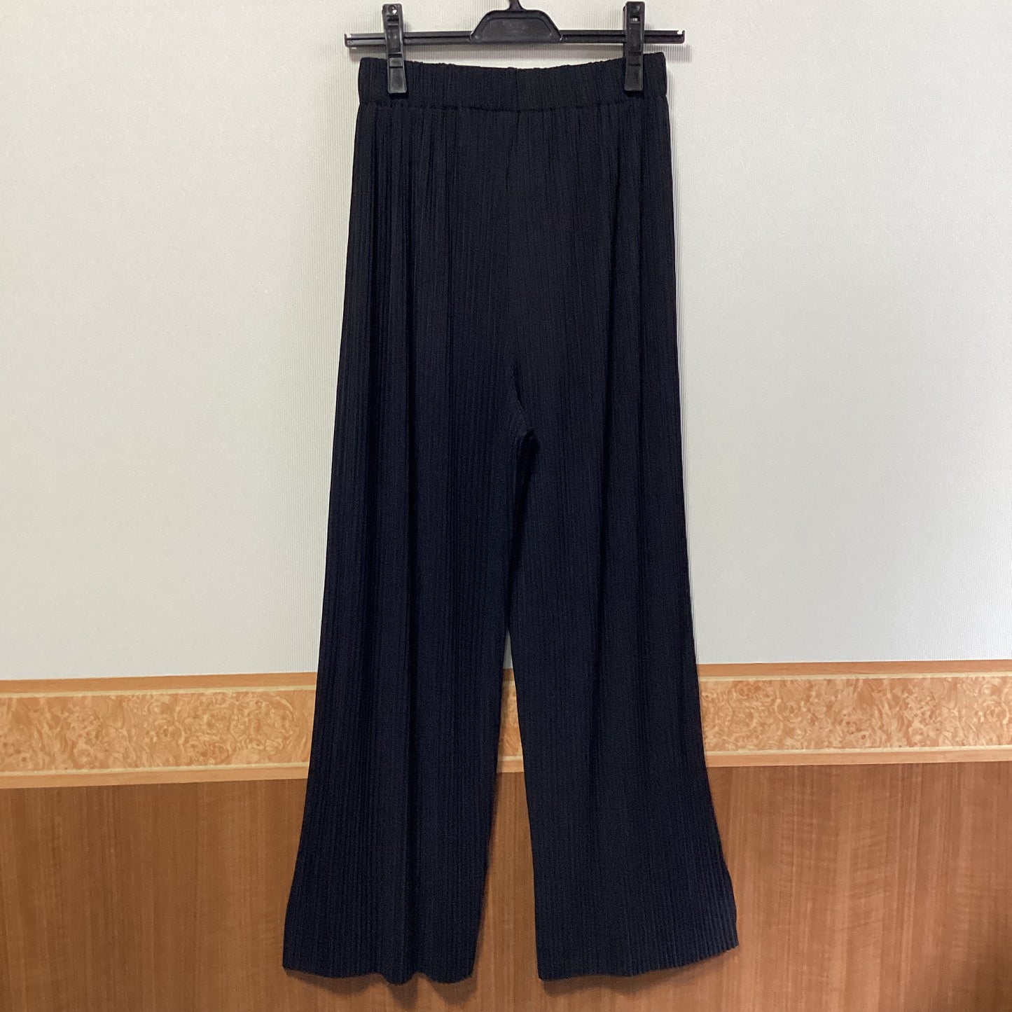 Quand プリーツパンツ