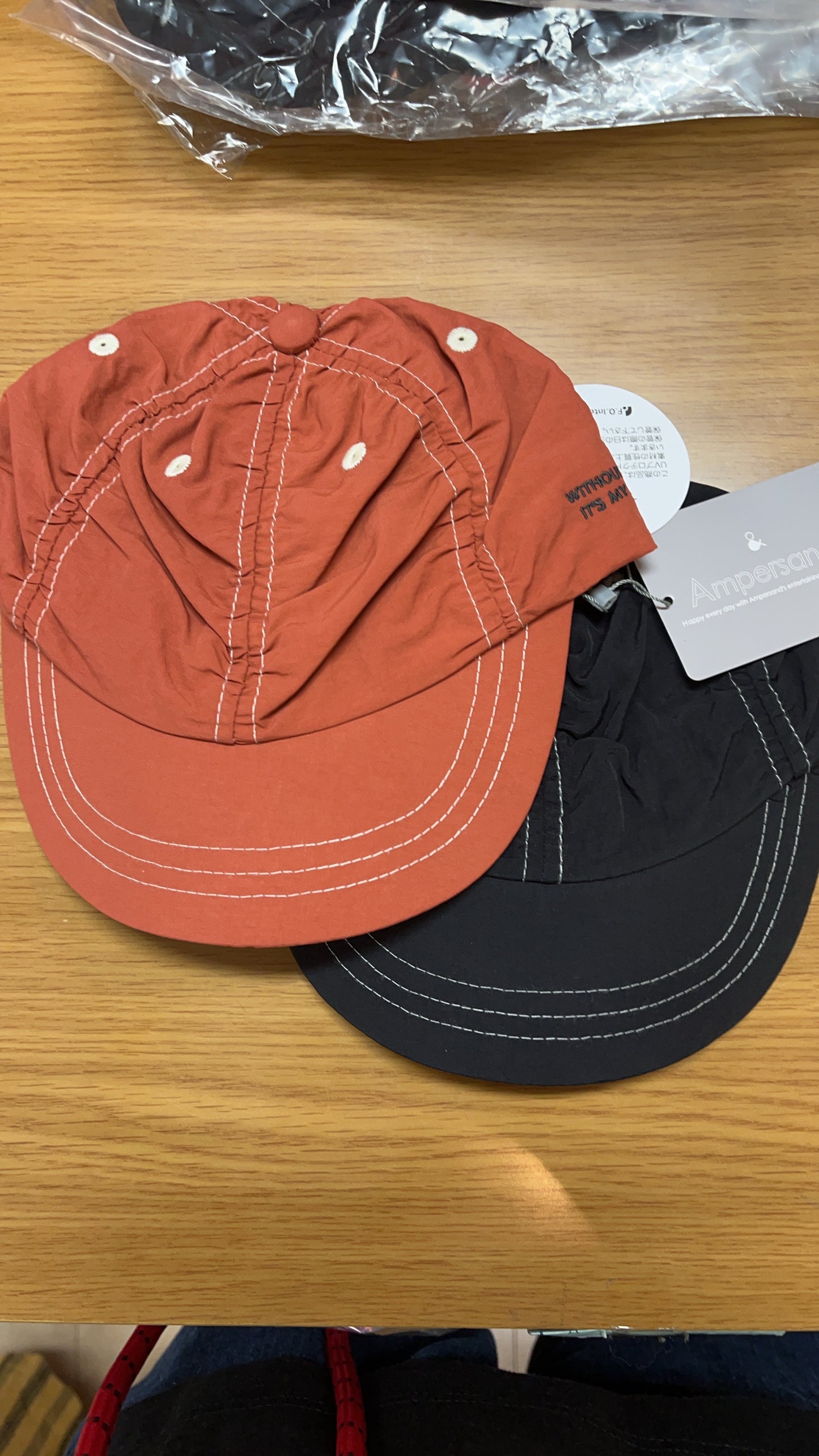 Ampersand UV加工キッズキャップ