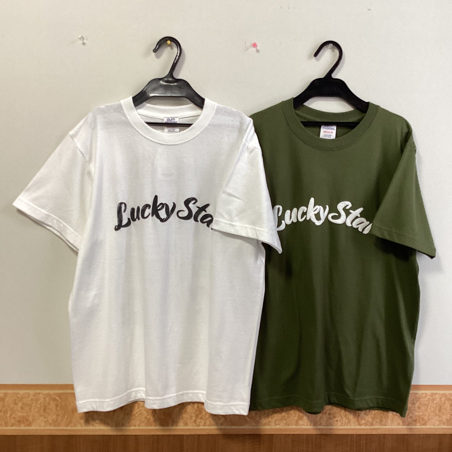 gym master®︎ 5.6oz LUCKY STAR TEE