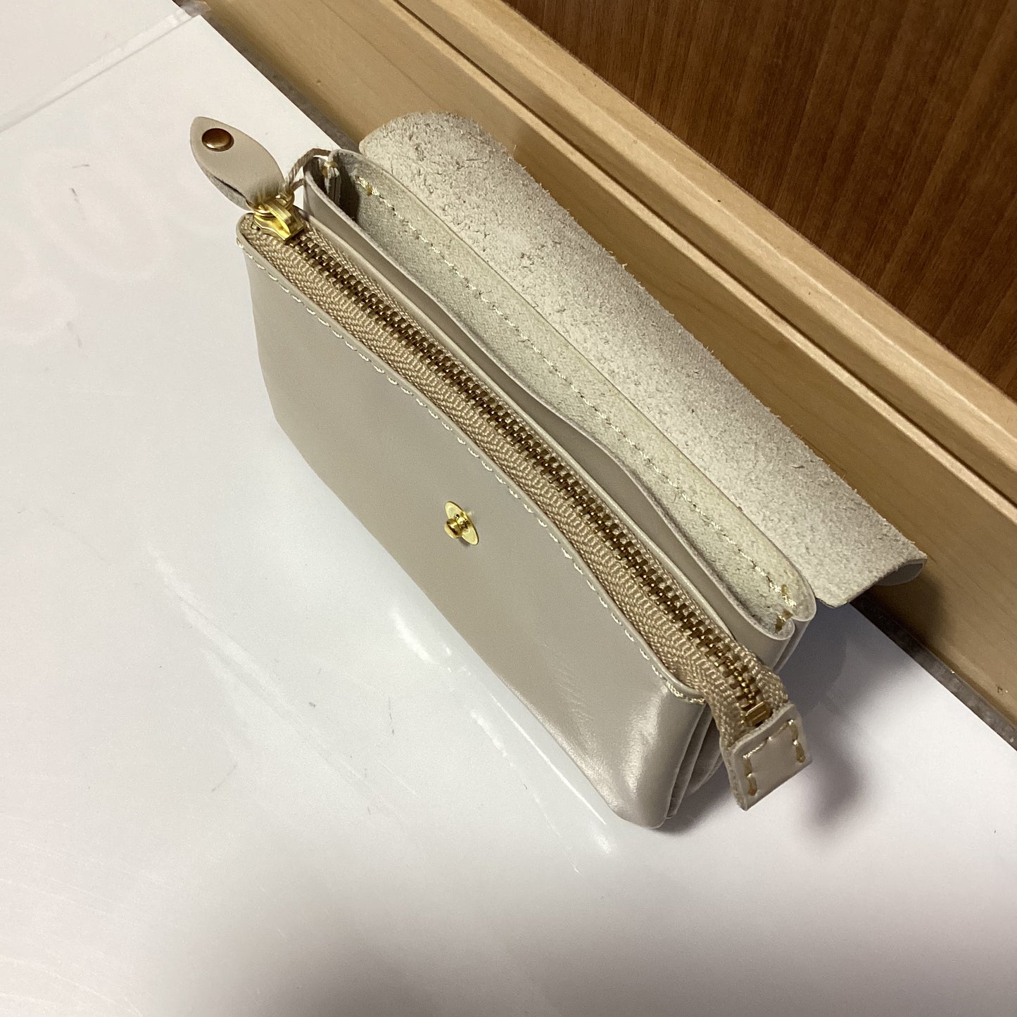 Lien 日本製抗菌レザーマルチポーチ