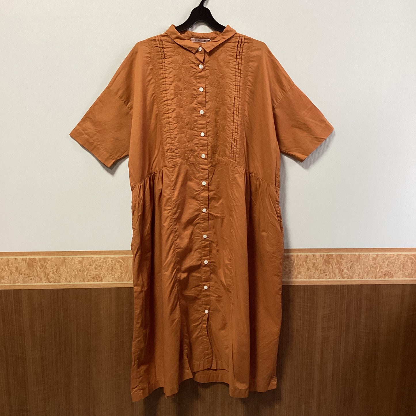SUN VALLEY 日本製品染綿100%刺繍ワンピース