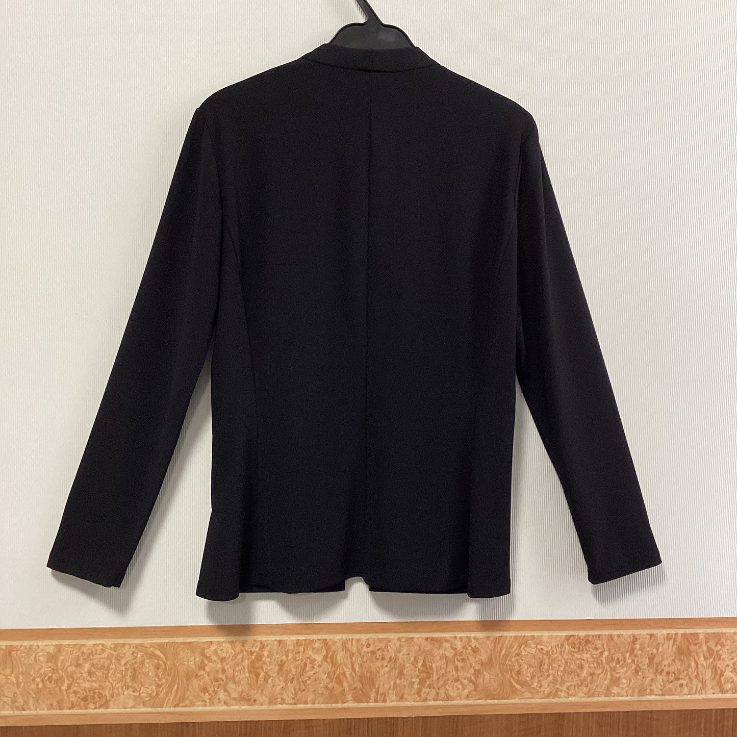 flux ノーカラージャケット