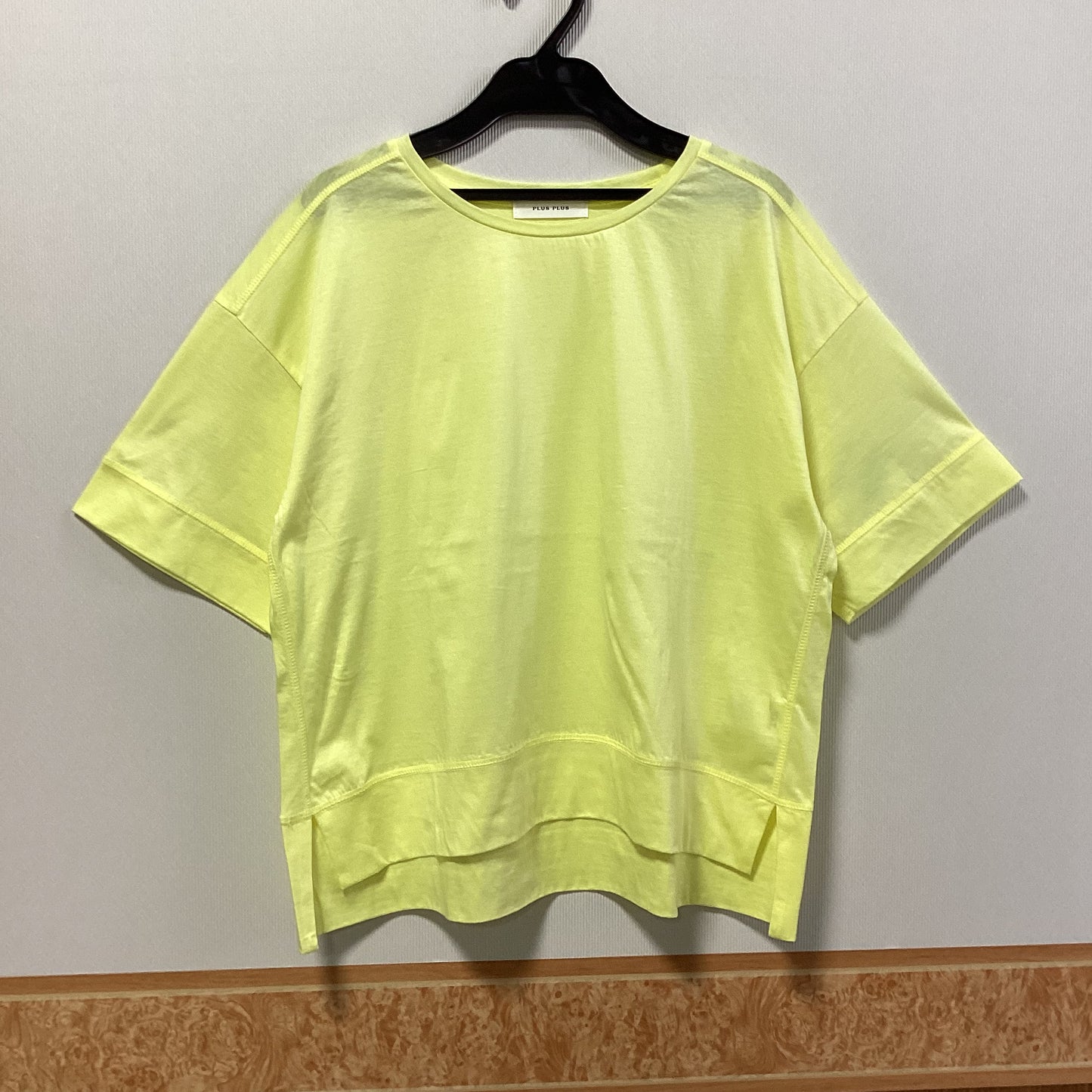 PLUS PLUS 綿100%半袖Tシャツ