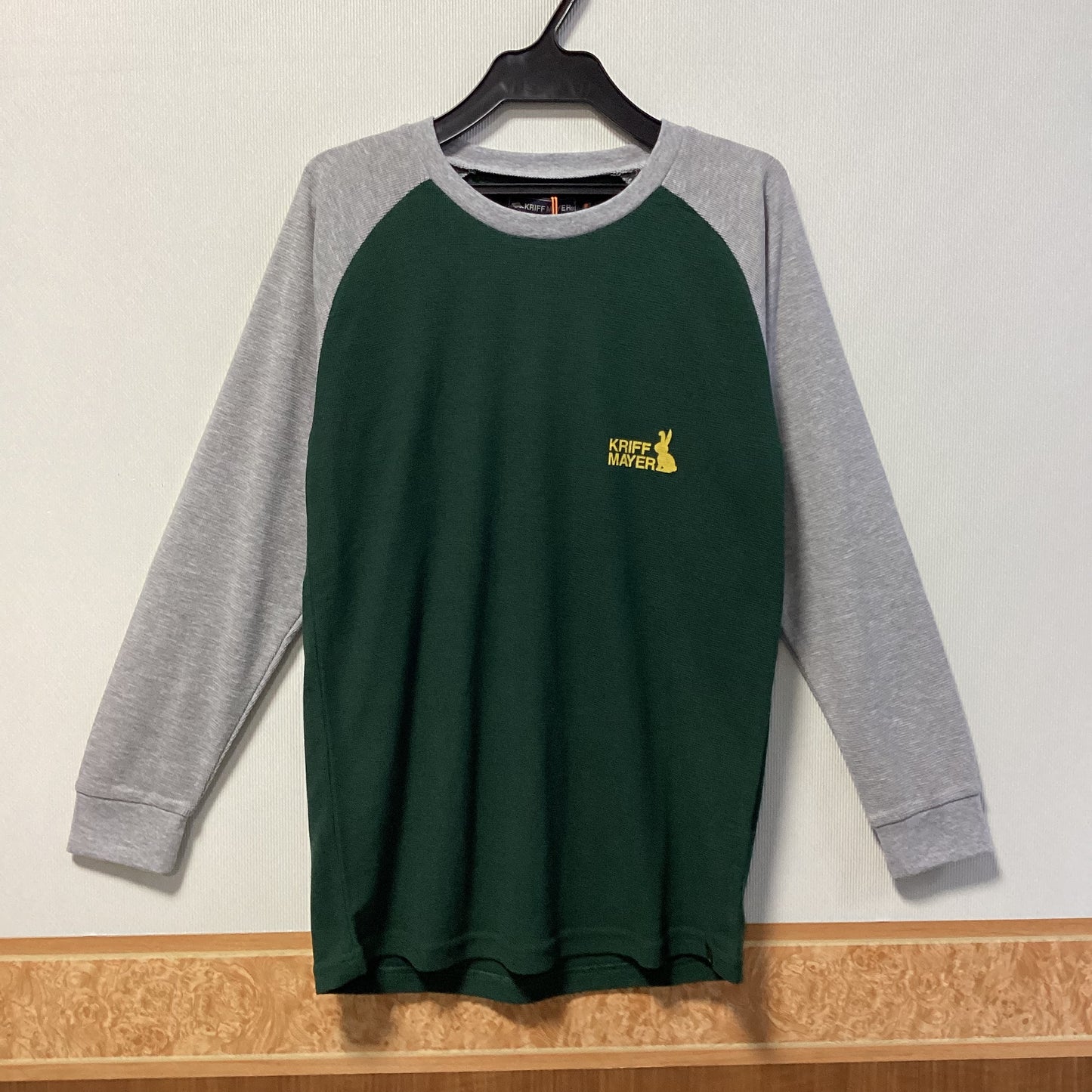 KRIFF MAYER ｻｰﾏﾙﾗｸﾞﾗﾝﾌﾟﾘﾝﾄT