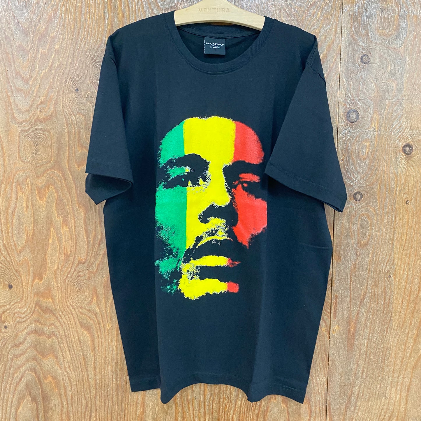 BROADWAY 綿100%プリントTシャツ