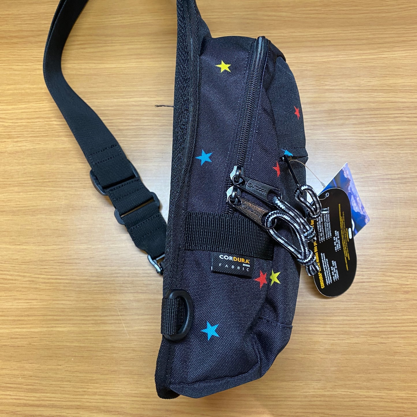 OUTDOOR 星柄ボディーバッグ