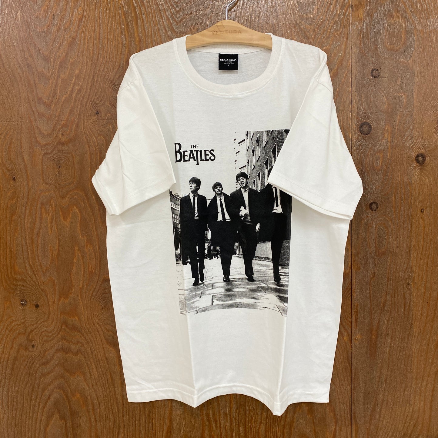 BROADWAY 綿100%プリントTシャツ